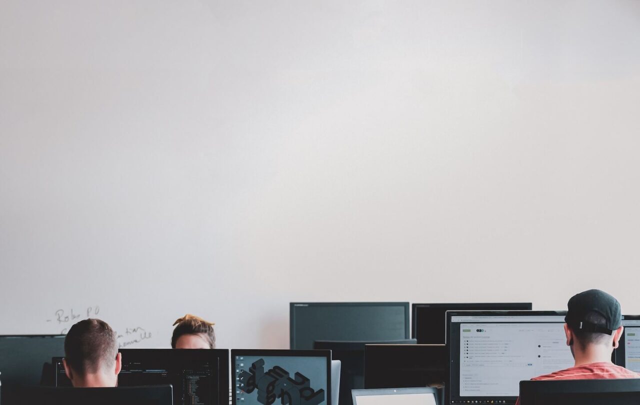 Como gerar leads qualificados B2B com Marketing Digital - Estratégia completa